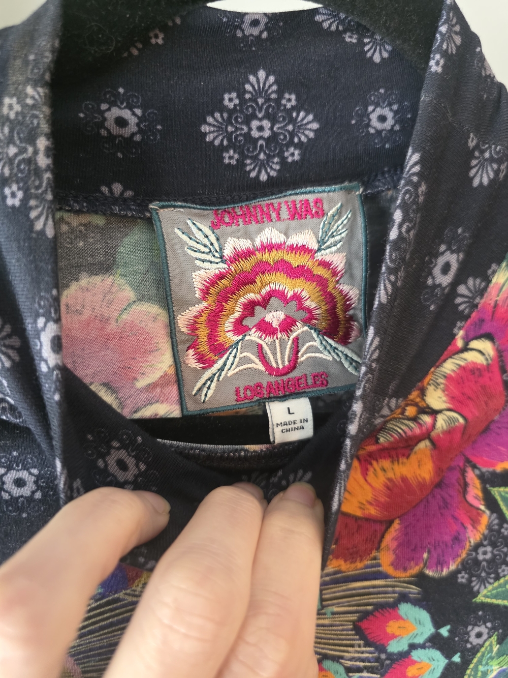 Johnny Was Peacock Print Long Sleeve Blouse WORN TWICE/ Pristine Condition - Picture 3 of 7